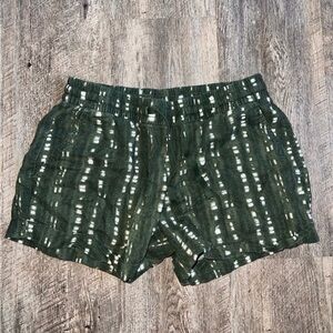 Old Navy Forest Green Patterned Shorts